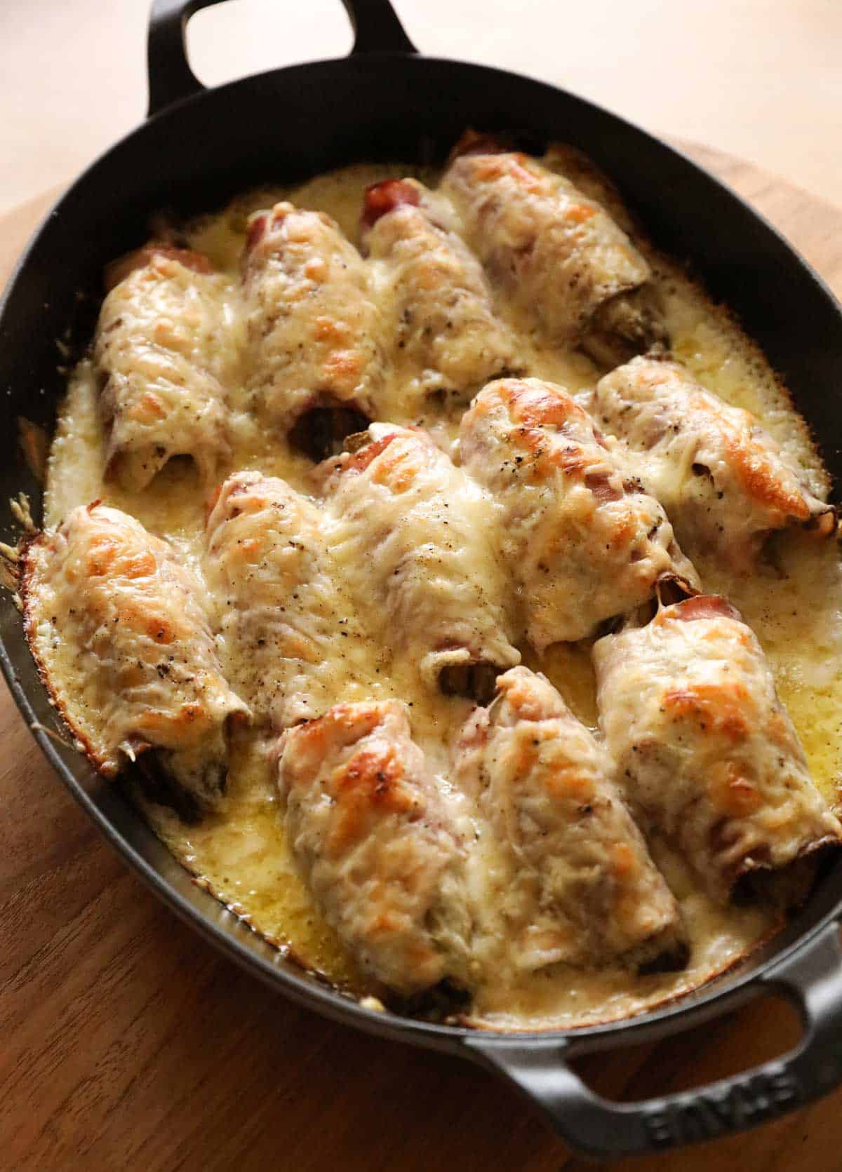 a gratin of endive bechamel with ham