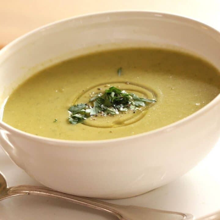 Vegan Cream of Broccoli Soup