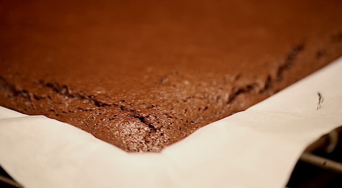 Brownie corners rising up and cracking in the oven