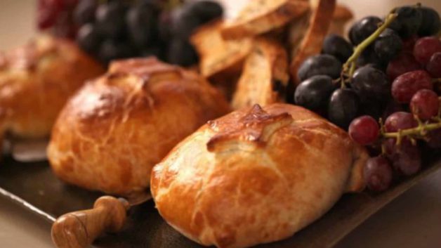 Baked Brie in Puff Pastry served with fresh grapes