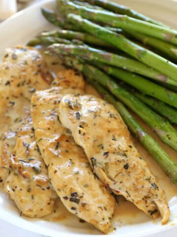 Creamy Chicken Dijon Recipe with Asparagus