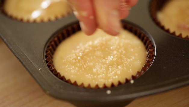Adding Turbinado Sugar to muffin tops