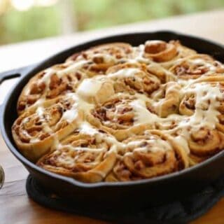 Skillet Cinnamon Roll Recipe