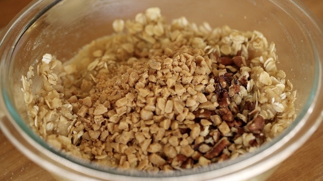 apple crisp ingredients in a small bowl