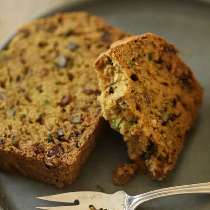 Easy Zucchini Bread Recipe