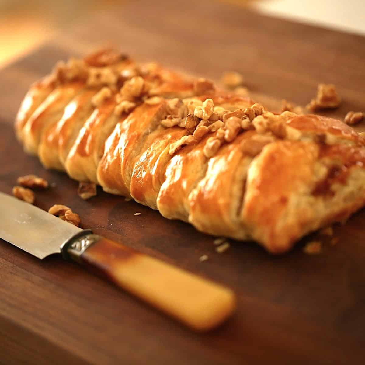 Fig and Brie Braid in Puffed Pastry