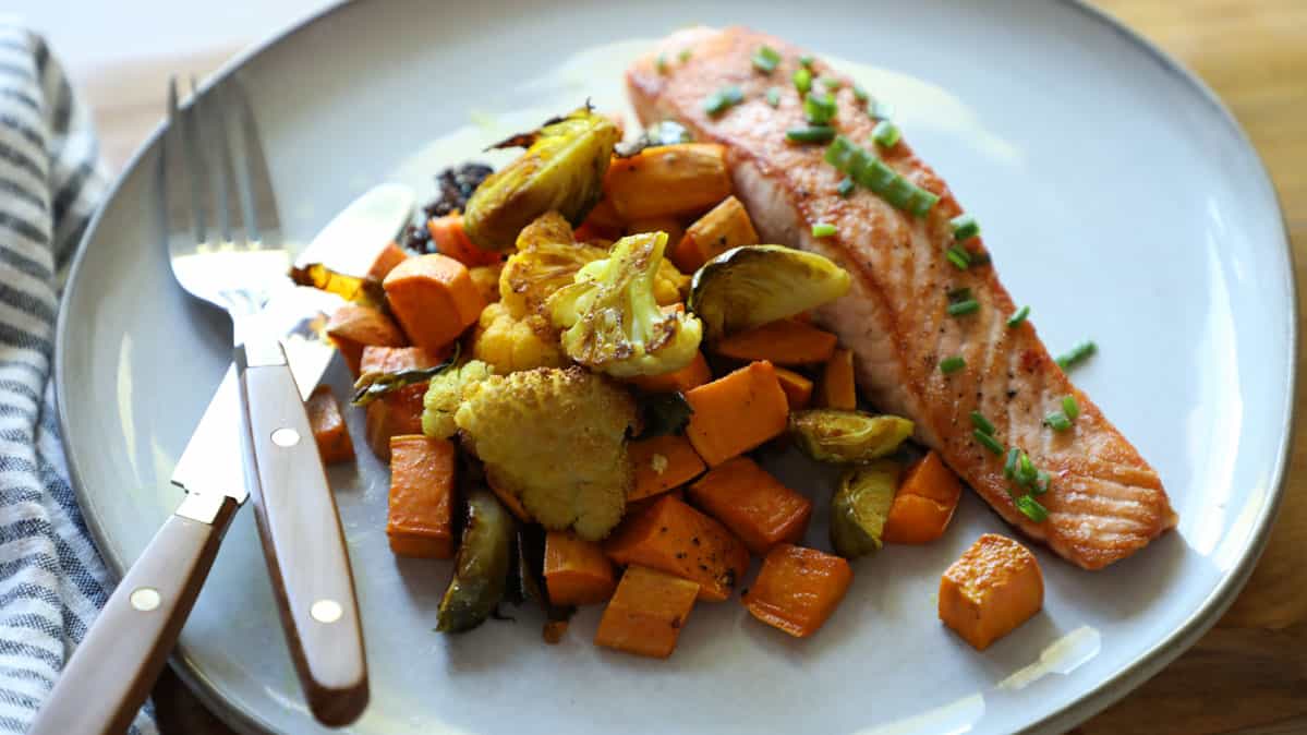 Simple Side Dishes for Salmon: Quick, Delicious, and Easy Ideas