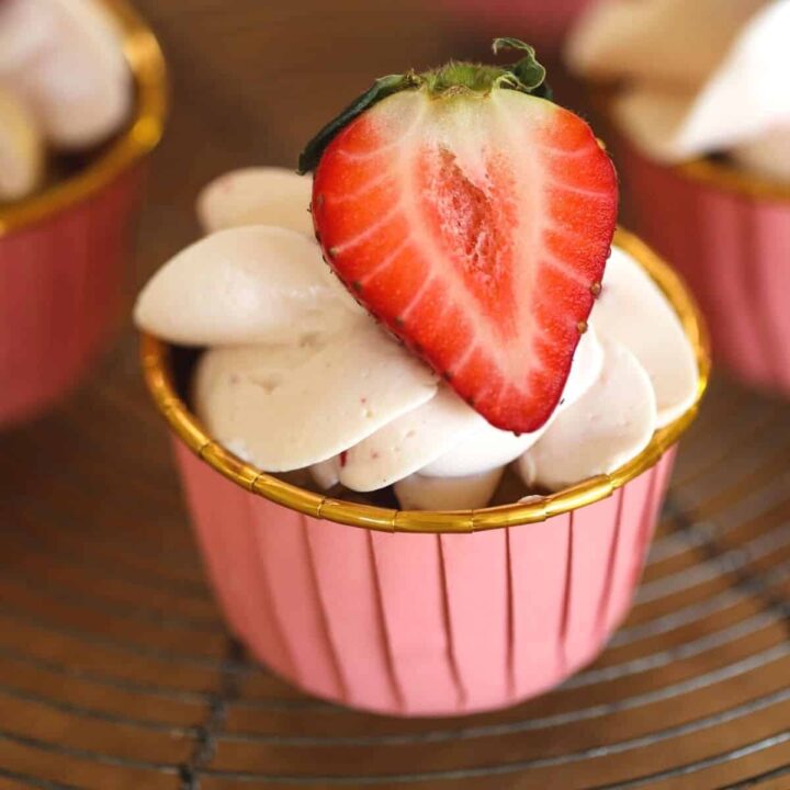 Strawberry Cupcake recipe with Cream Cheese Frosting