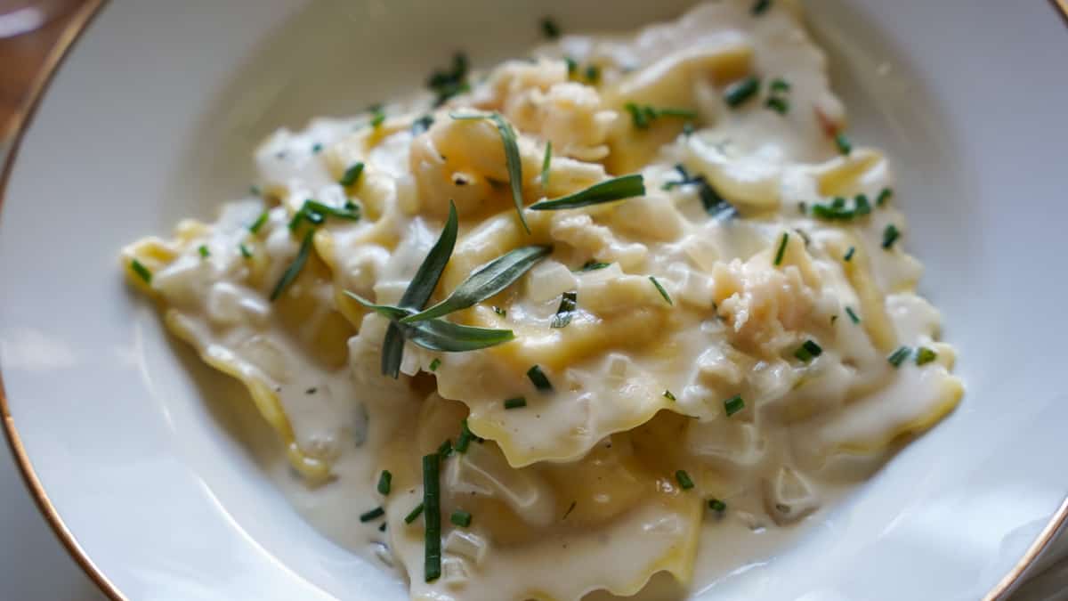 Lobster Ravioli Sauce [entertainingwithbeth.com]