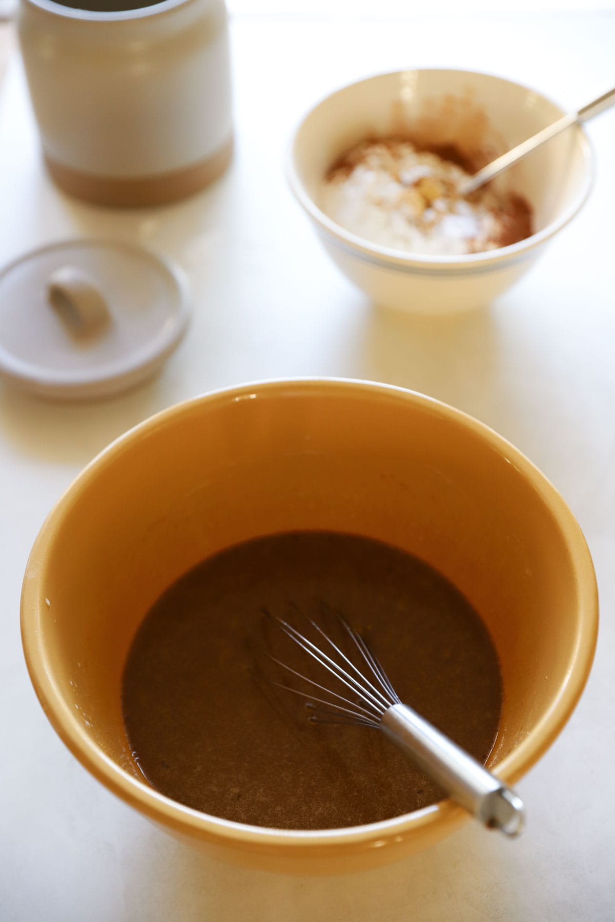 Batter of wet ingredients for a cake recipe