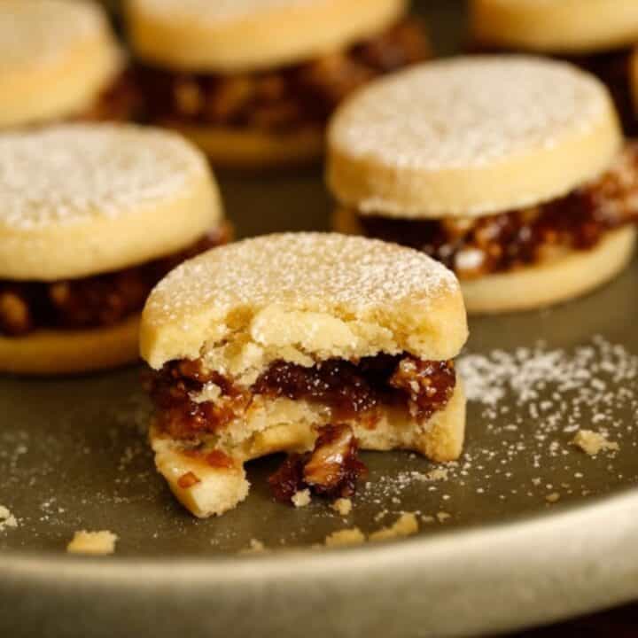 Sandwiched Cookie with Fig Jam